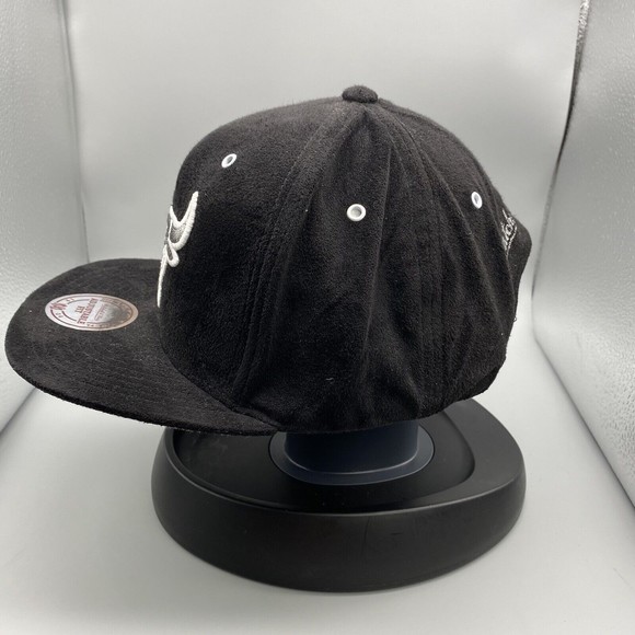 Chicago Bulls Jordan Oreo 5 Suede Mitchell and Ness Snapback Hat Vintage - Picture 2 of 7